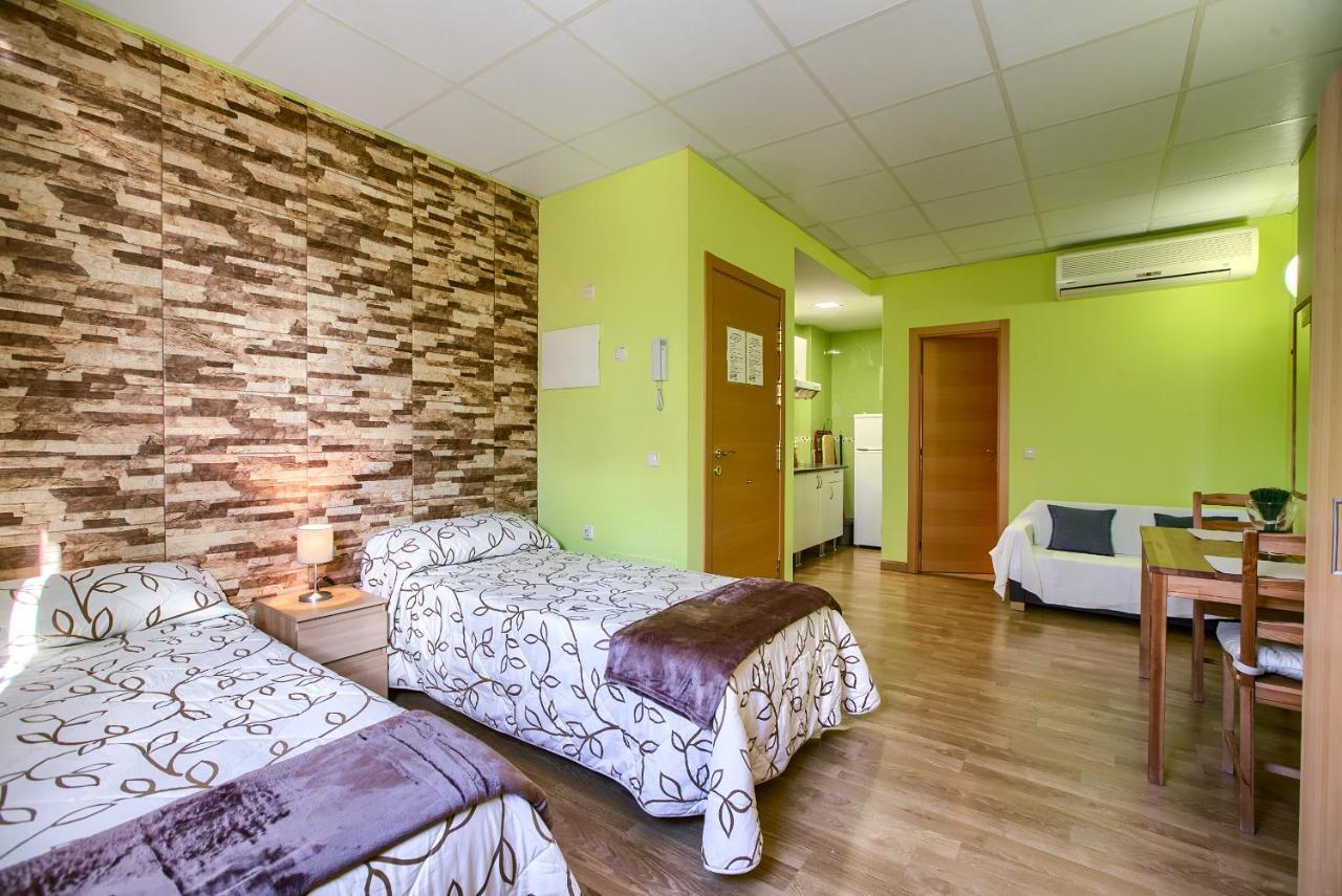 Apartamentos Barajas Madrid Eksteriør billede