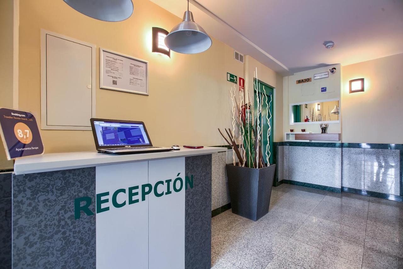 Apartamentos Barajas Madrid Eksteriør billede