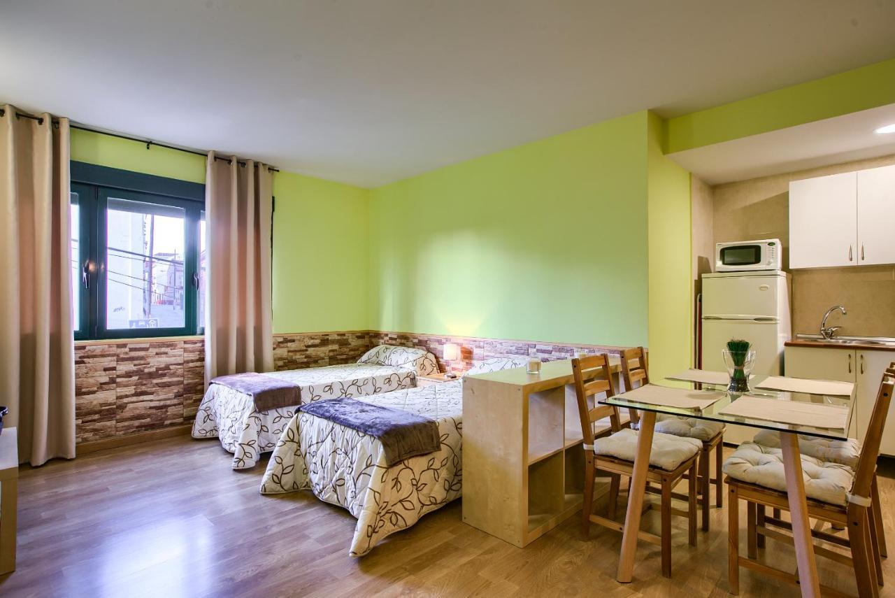 Apartamentos Barajas Madrid Eksteriør billede