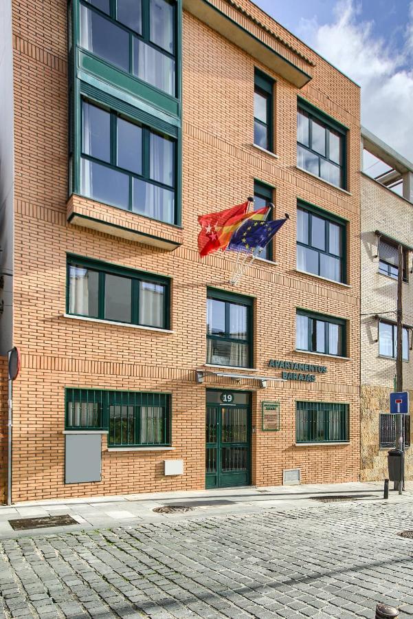 Apartamentos Barajas Madrid Eksteriør billede